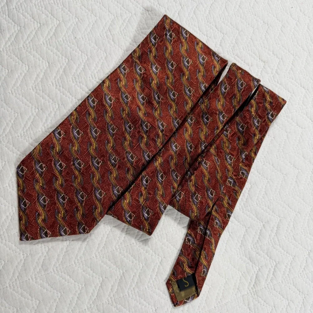 Vtg Robert Talbott 100% Silk Necktie Burgundy Geometric Hand Sewn‎ USA New